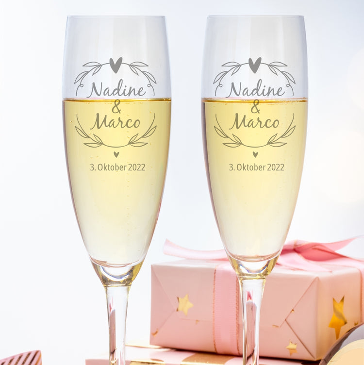 2er Set personalisierte Leonardo Sektgläser Motiv Herz-Kranz