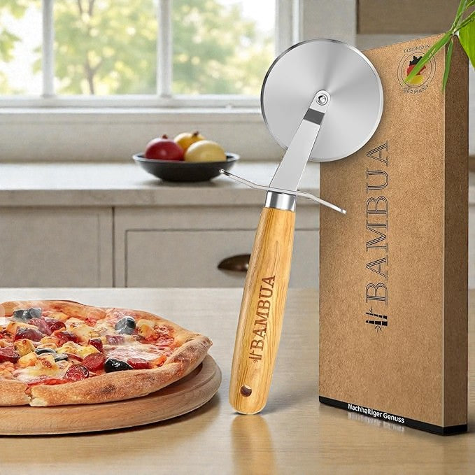 Pizzaschneider - 100% plastikfrei mit edlem Bambusgriff