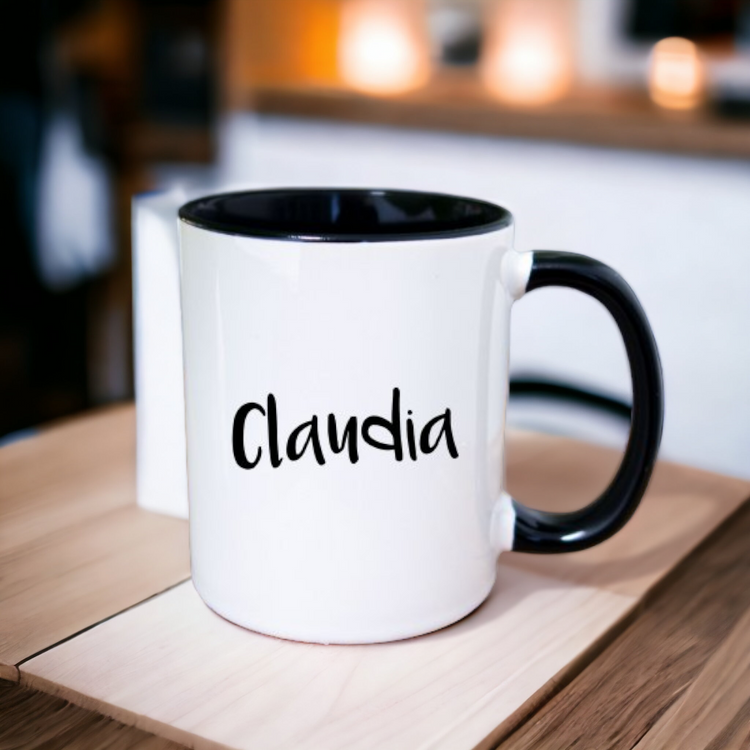 Schwarz-weiße Tasse mit Name
