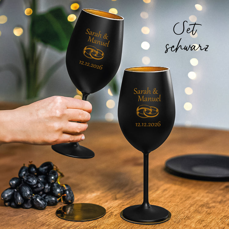 Farbiges Weinglas Set zur Hochzeit - Ringe mit Personalisierung