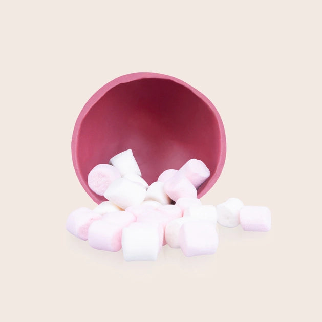 Schokoladenkugel Ruby mit Marshmallows